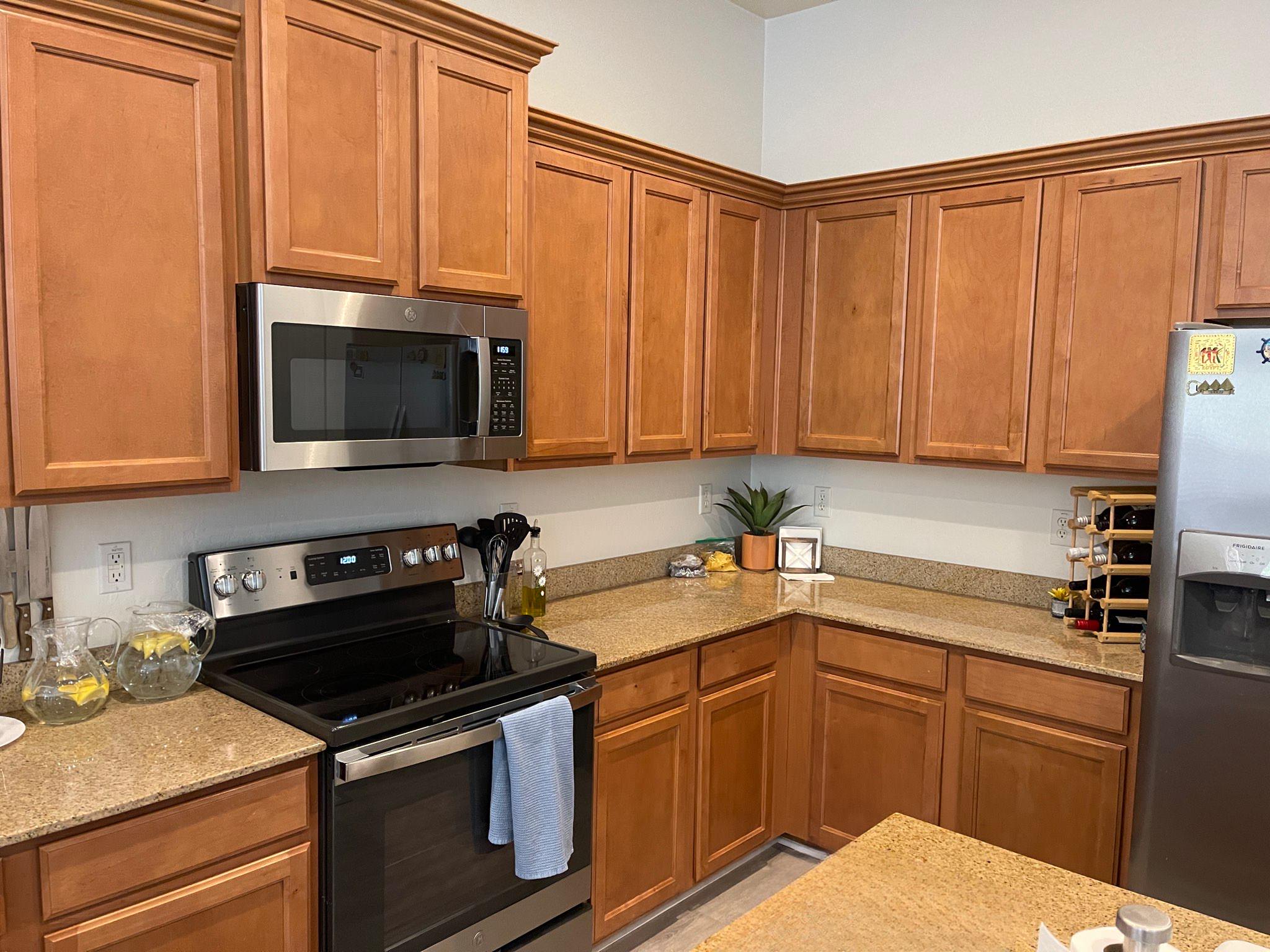 Kitchen and Bathroom White Shaker Reface