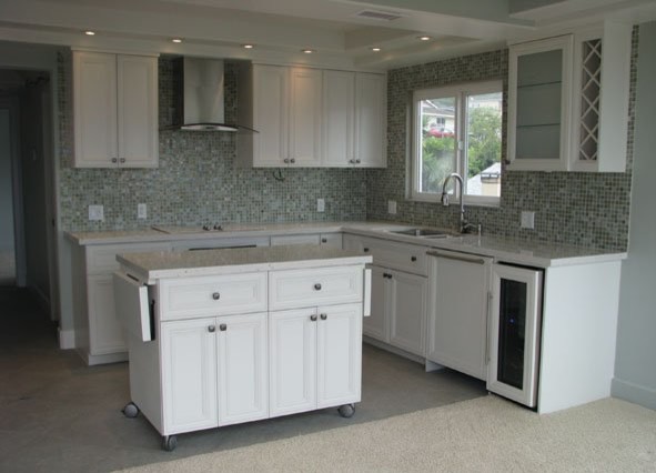 Kitchen - kitchen idea in Orange County