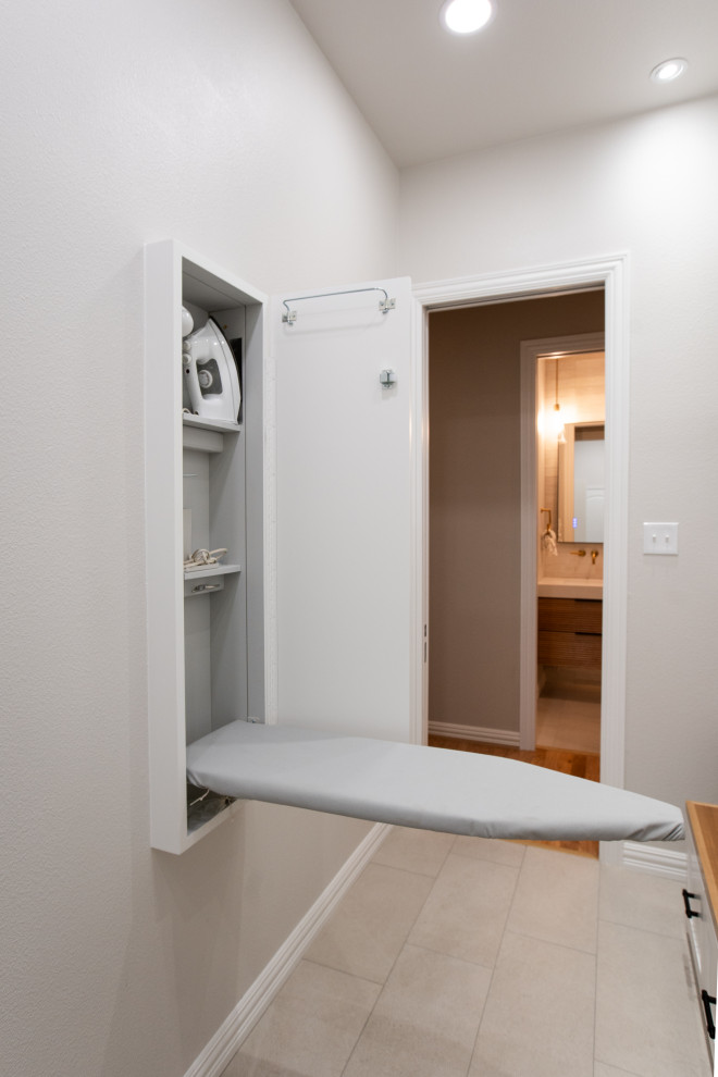 Black Alder | Guest Bath + Laundry