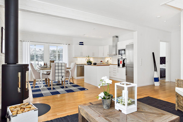 Diverse bilder beach-style-living-room