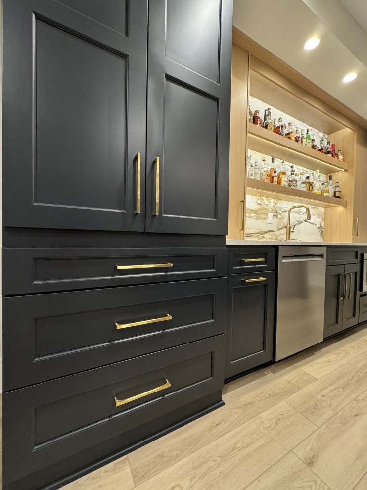 Custom Home Bar Design – Modern, Inviting, and Perfect for Entertaining
