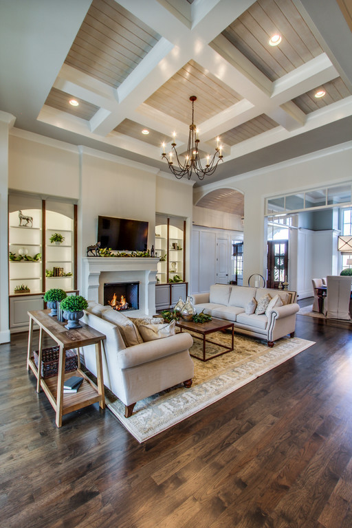 Photo of a transitional family room in Nashville.