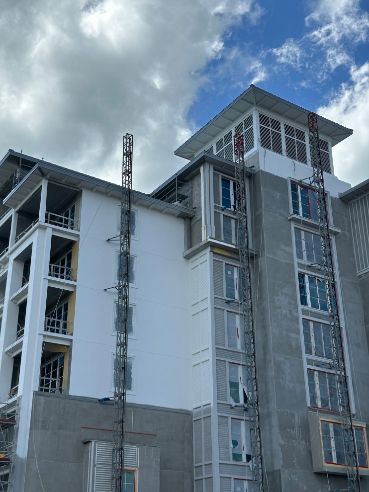 NF301 - Naples Beach Club