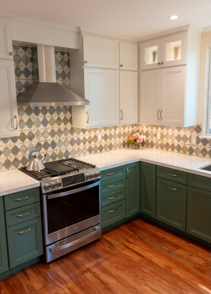 Wonderful Warm Updated Family Kitchen