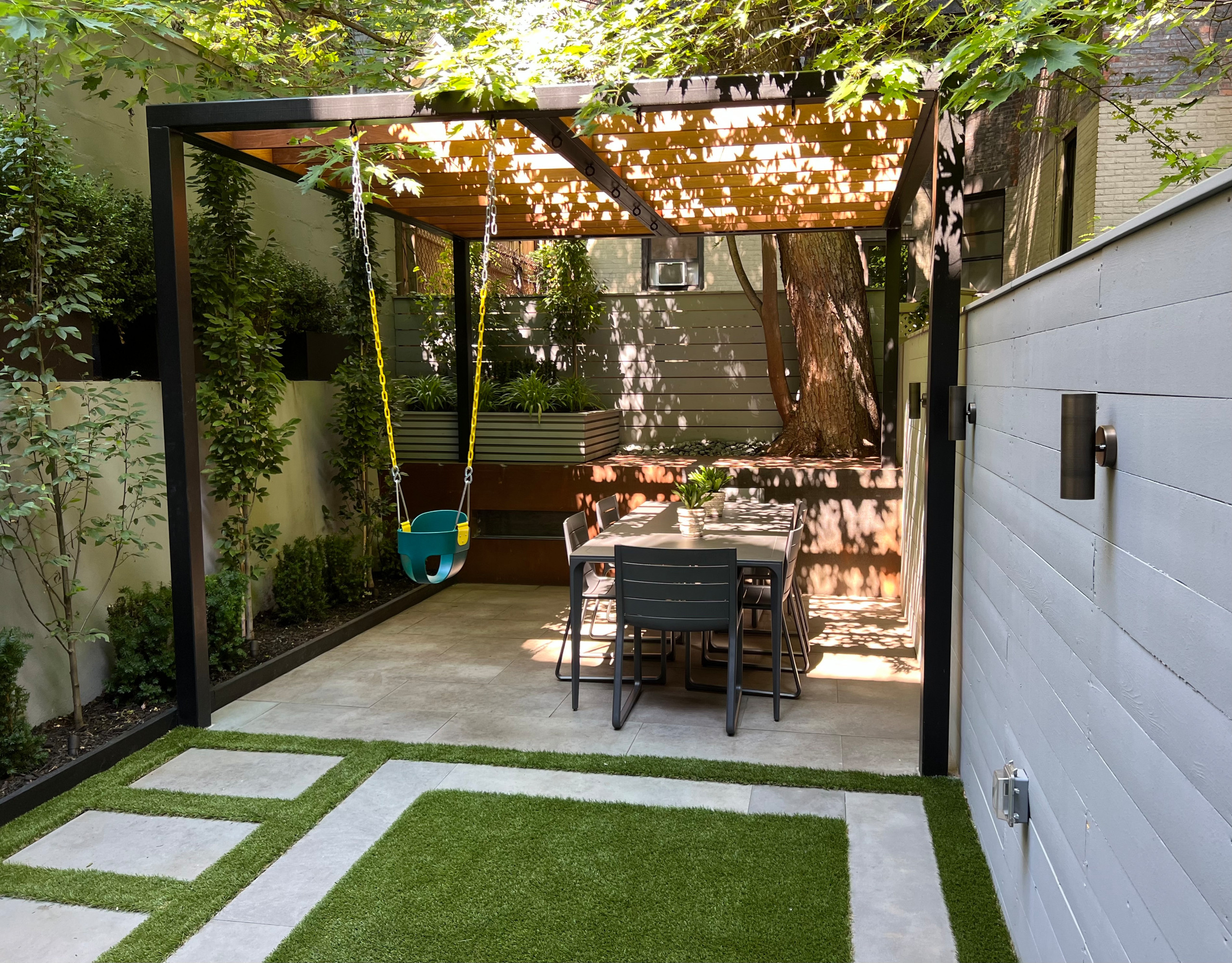 Upper East Side Family Shade Garden