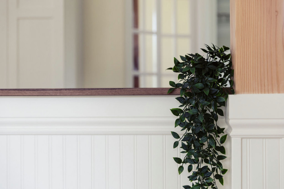 Mattinee Trim Detail