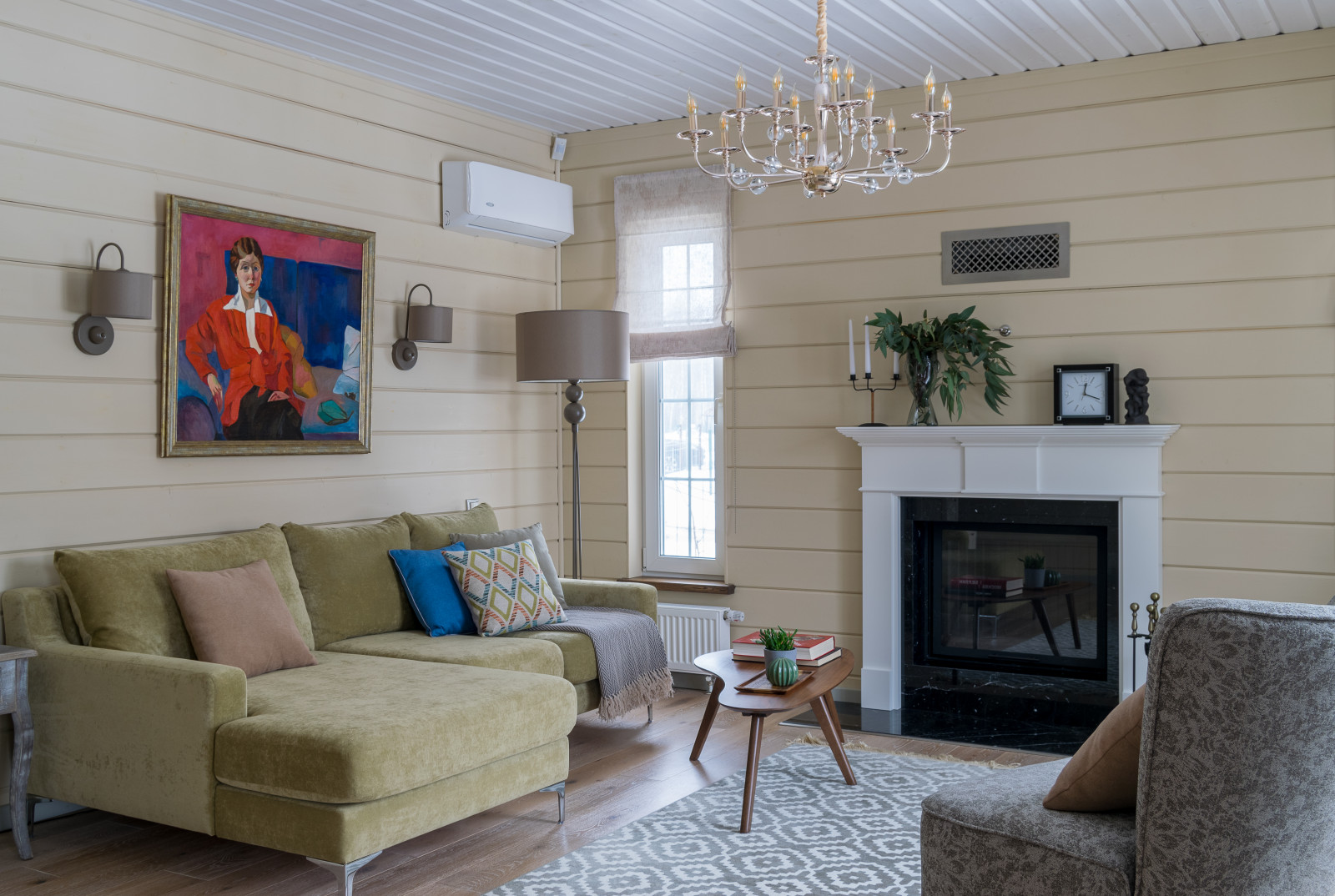 Уютный дом в скандинавском стиле с нотками английской классики