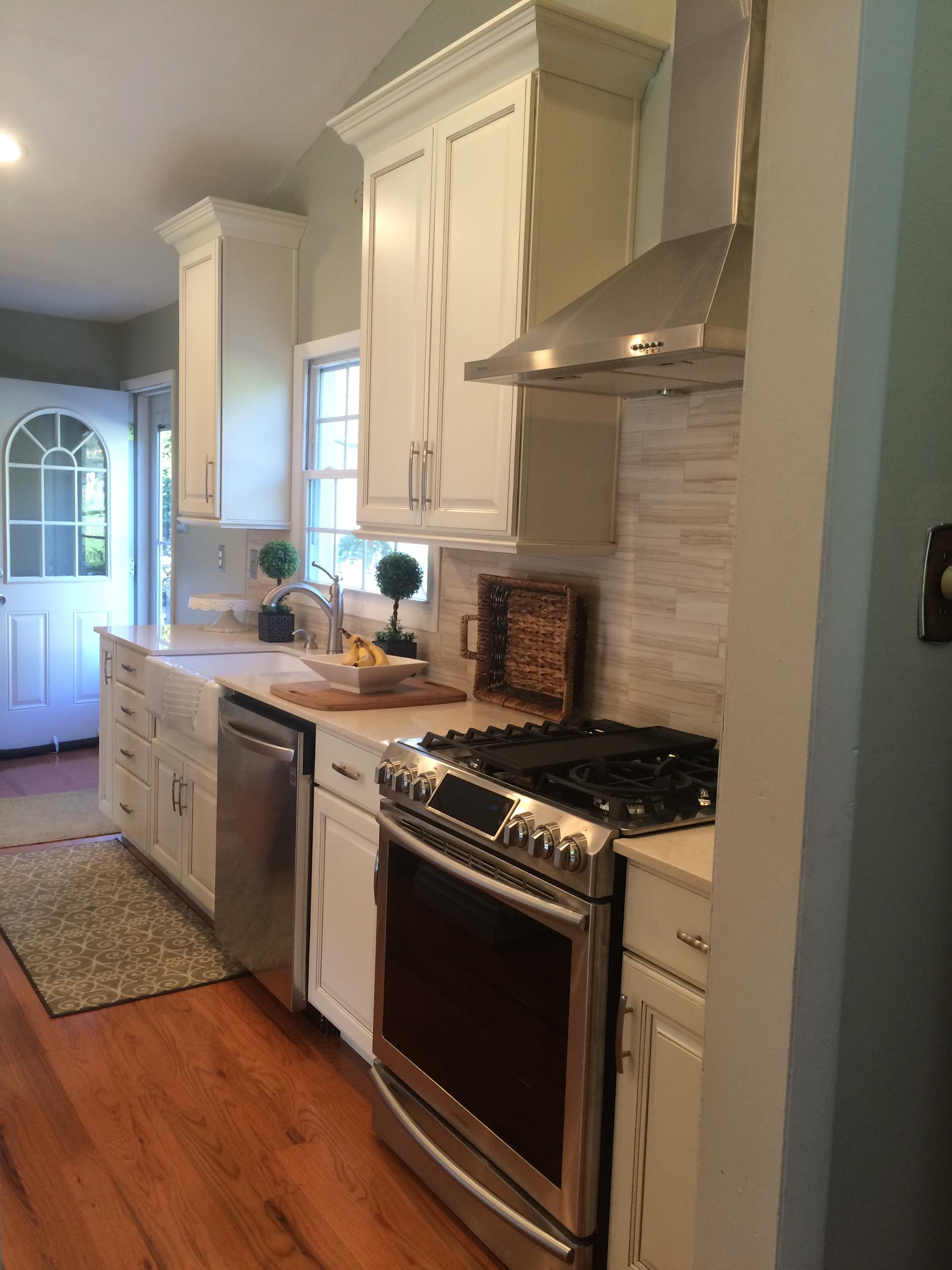 White Kitchen in South Fallsburg