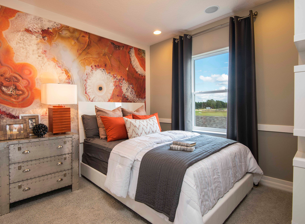 Inspiration for a transitional guest bedroom in Orlando with grey walls, carpet, no fireplace and grey floor.