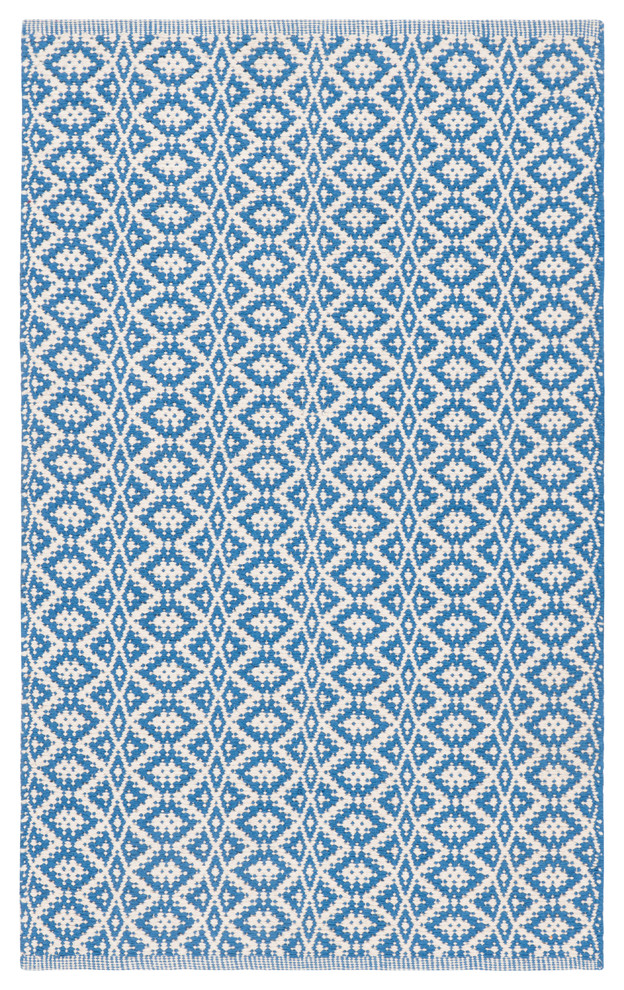 Safavieh Montauk Collection MTK716 Rug, Ivory/Blue, 2'3" X 3'9"