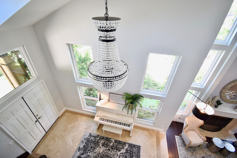 Inspiration for a transitional home design remodel in Orange County