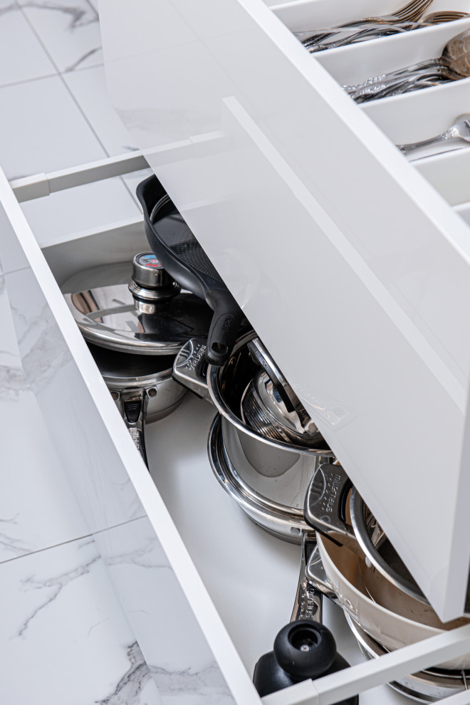 Дерево и глянец