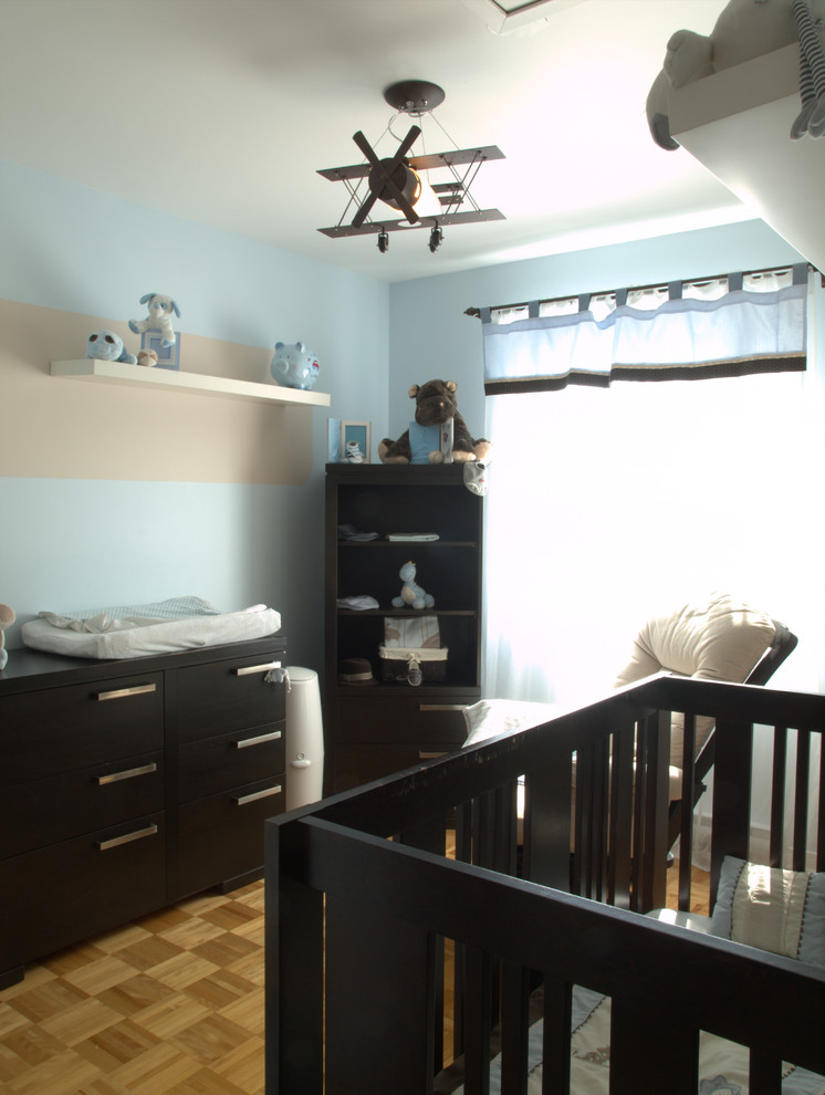 This is an example of a contemporary kids' room in Montreal.