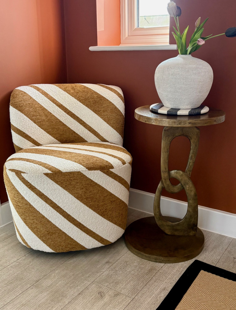 Chocolate wrapped entrance