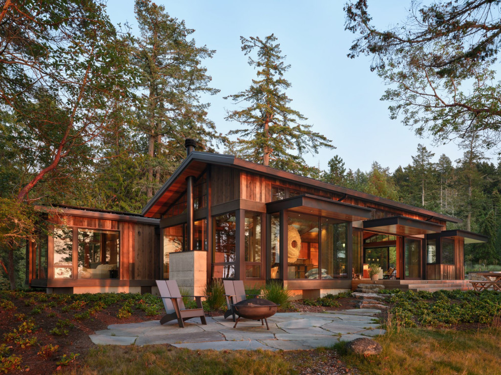 Inspiration for a modern exterior home remodel in Seattle