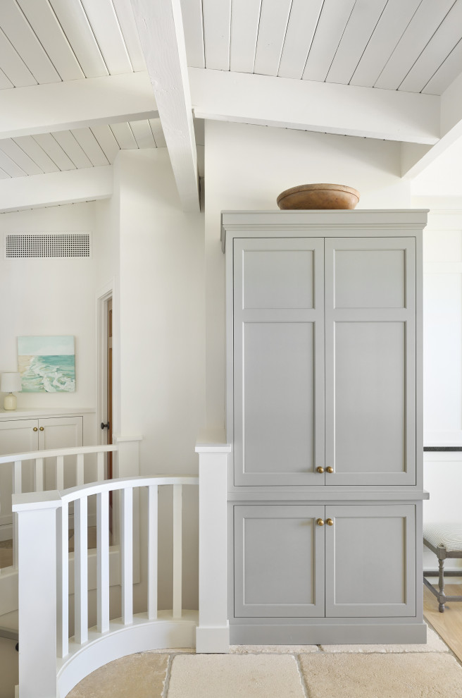 Quaint Lake House Cottage - Lake Michigan