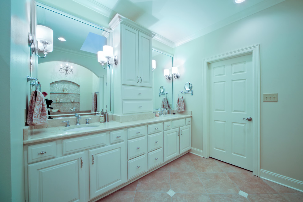 Design ideas for a traditional bathroom in New Orleans.
