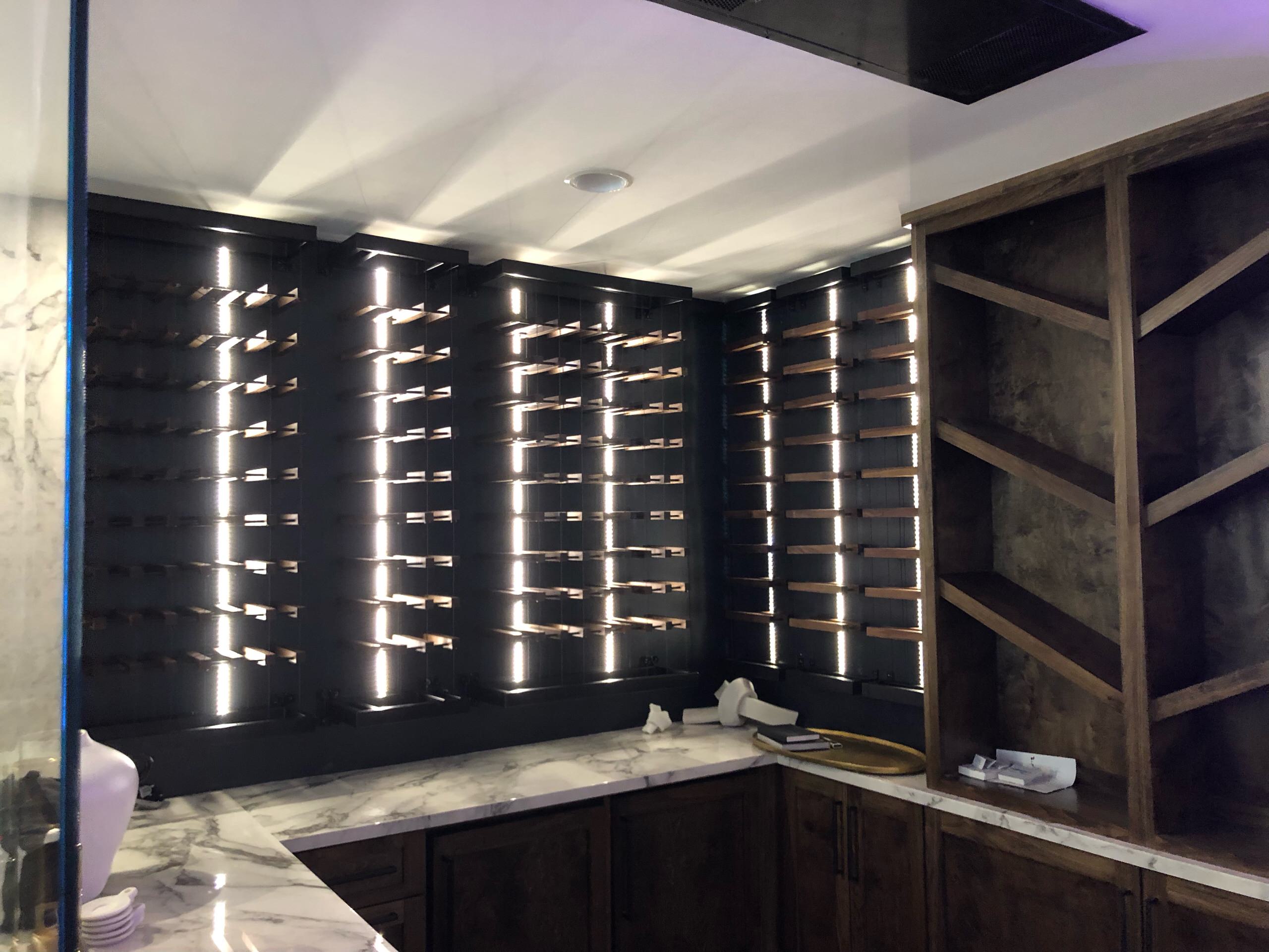 Kitchen bar wine cellar & entertainment TV