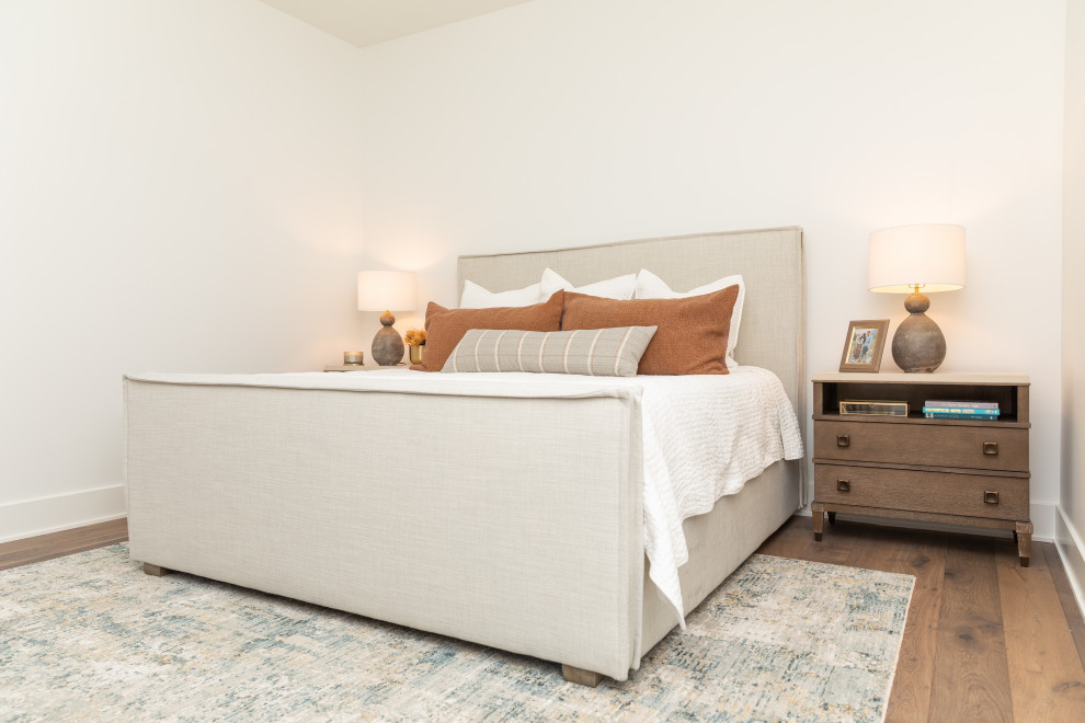 Bedroom - bedroom idea in Austin