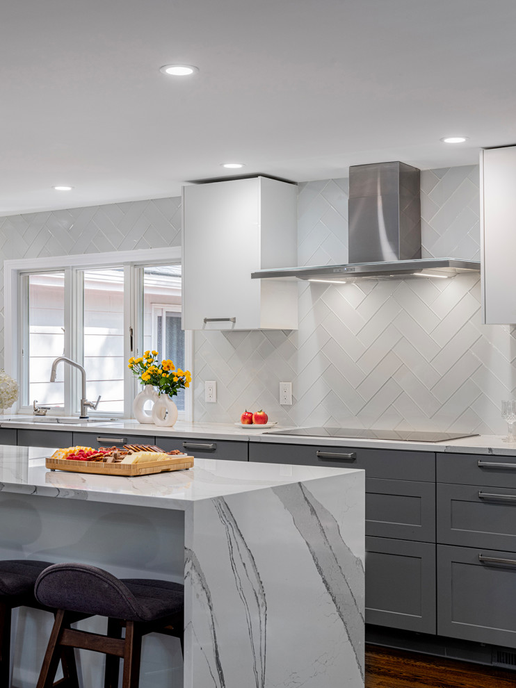 Kitchen - kitchen idea in Boston