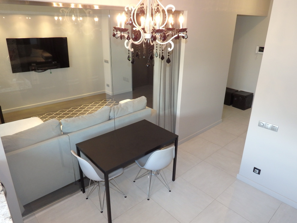 Двухкомнатная квартиры со стеклянной перегородкой на Овчинниковской набережной