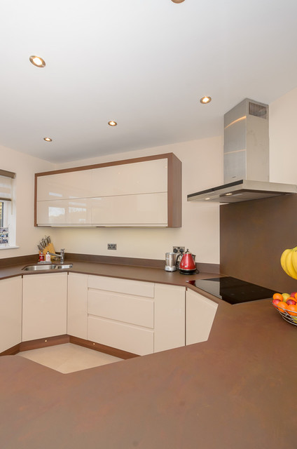 Get creative with storage for a functional and stylish modern kitchen trendy-koekken
