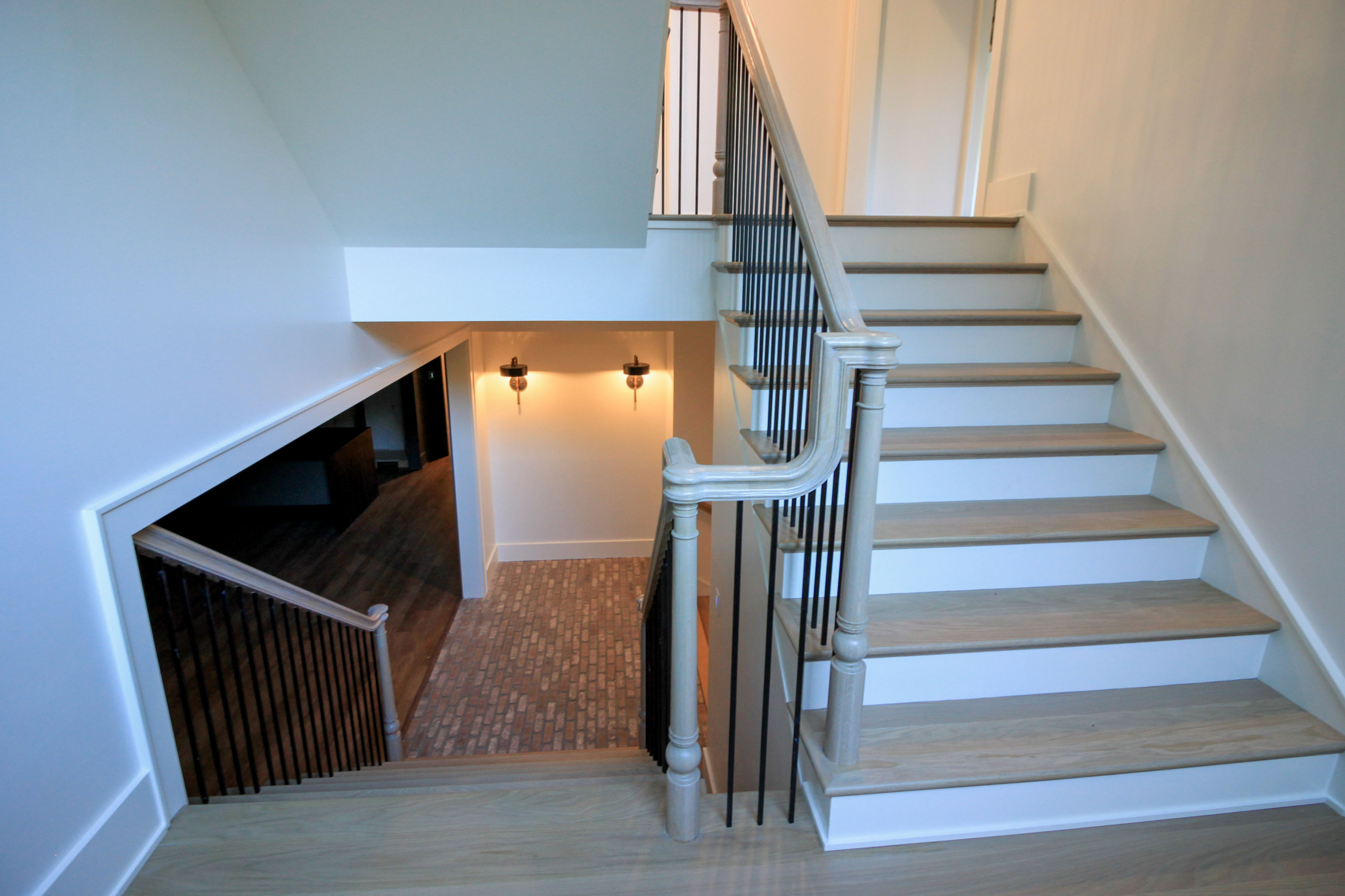 93_Captivating Light Wood Railing System with Black Spindles, Arlington VA 22207