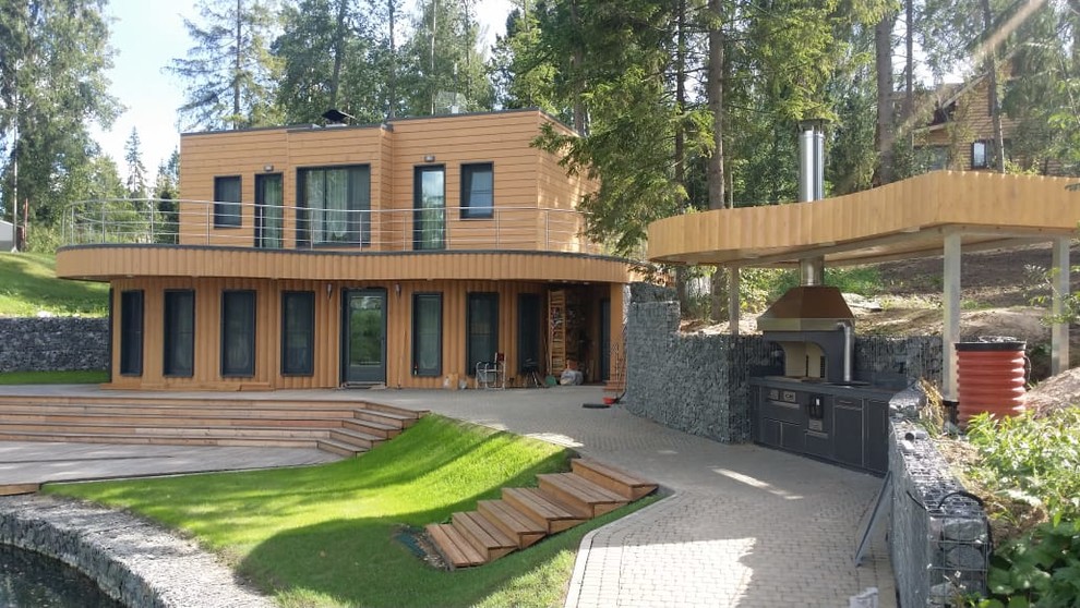 Дом у озера