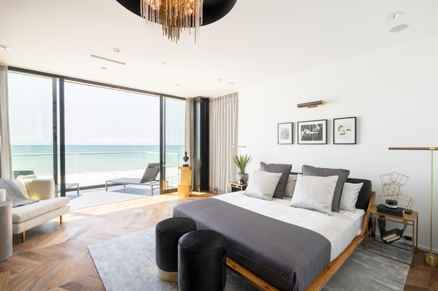 Beach contemporary-sovrum