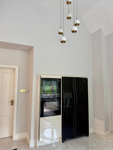 True Handleless Elegence modern-kitchen