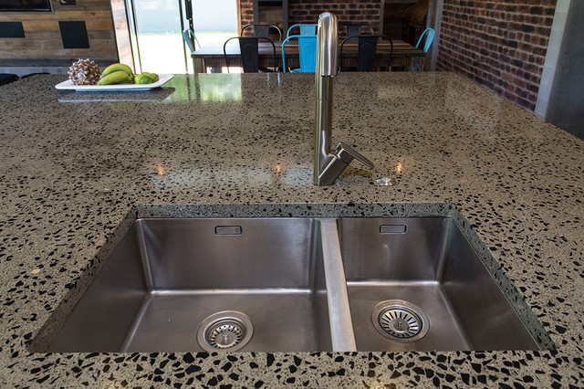 Concrete Island Benchtop With Double Undermount Sink Industrial Christchurch By Mastercraft Kitchens New Zealand Houzz Ie