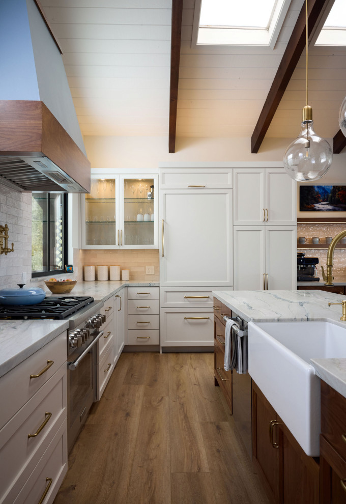 Kitchen - rustic kitchen idea