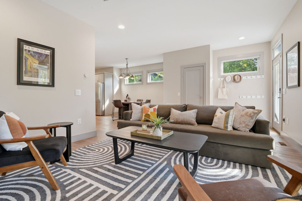 84 Middlemont