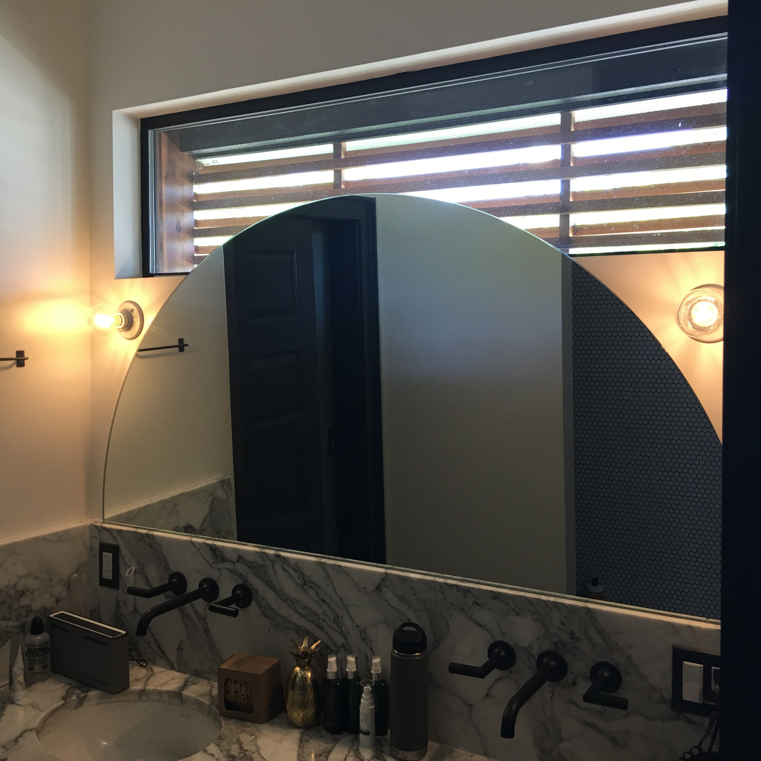 SEMI CIRCLE MIRROR