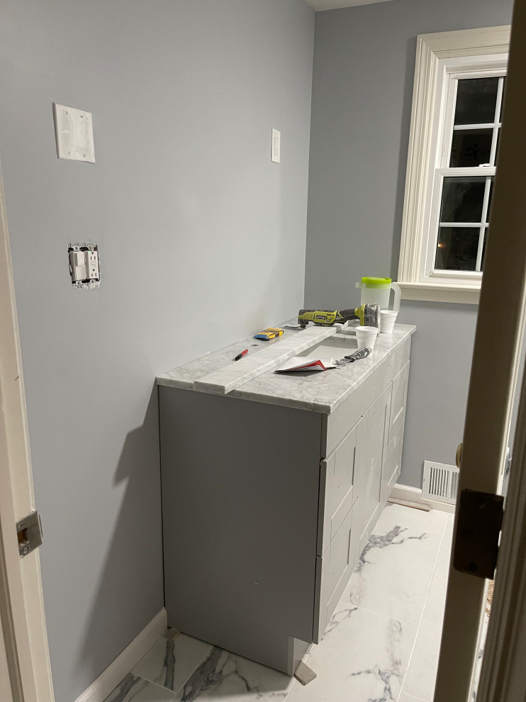 WEST HARTFORD GUEST BATHROOM REMODELING