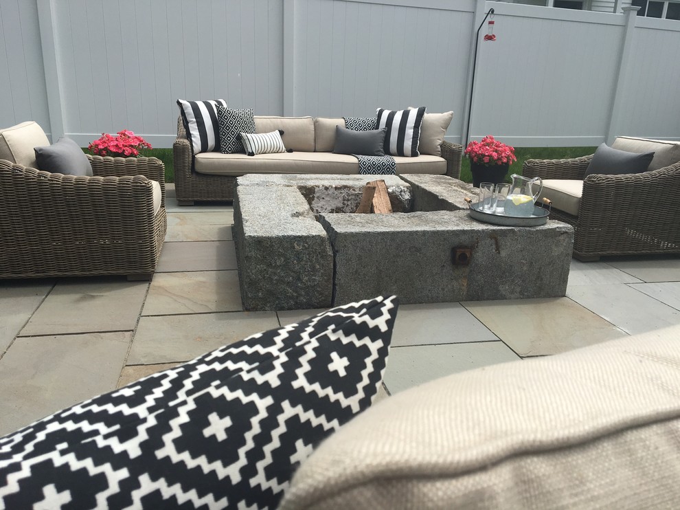 Example of a transitional home design design in Boston