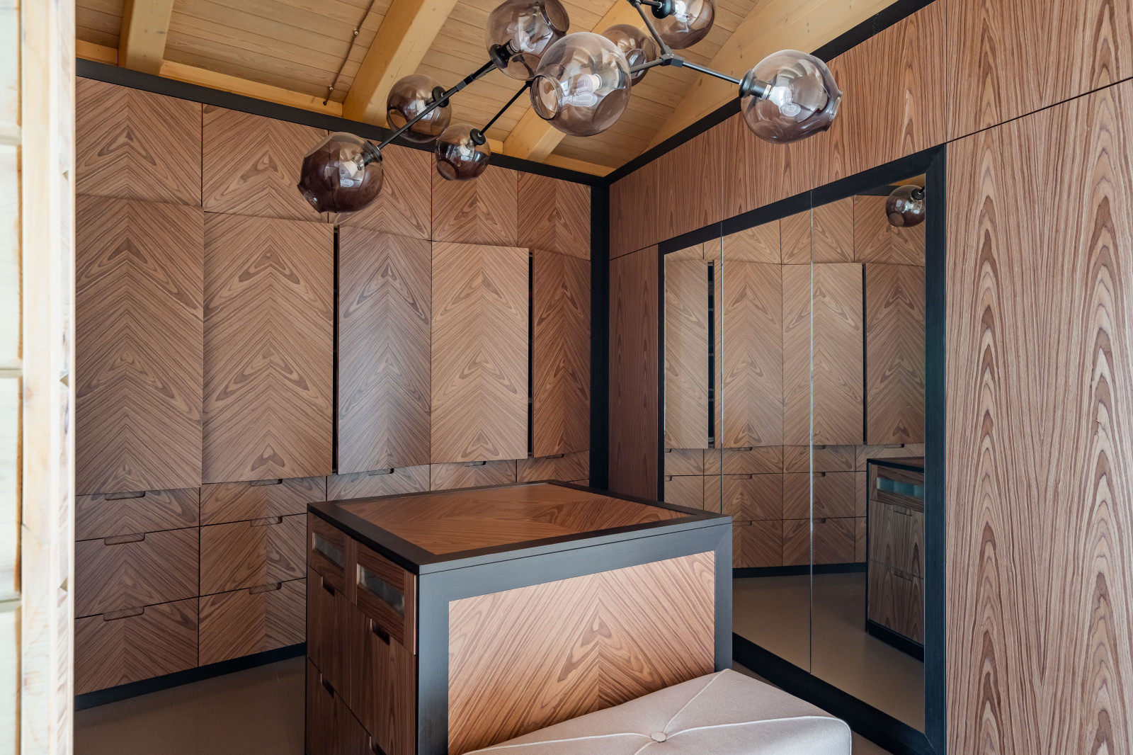 Гардеробная шпон