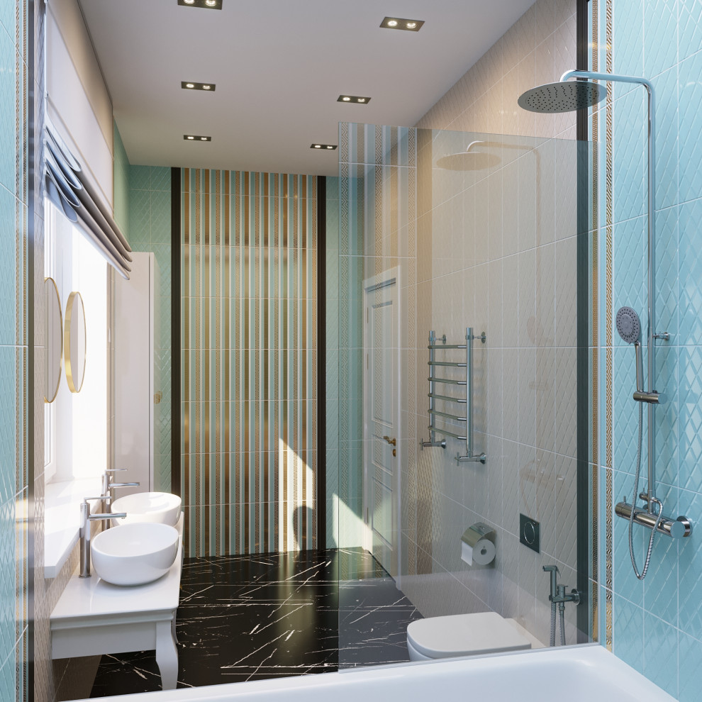 У берегов лазурных