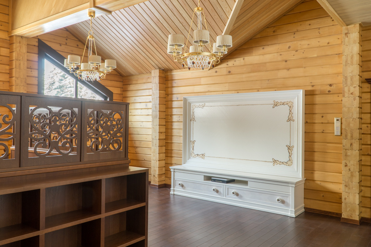 Дом из кедра