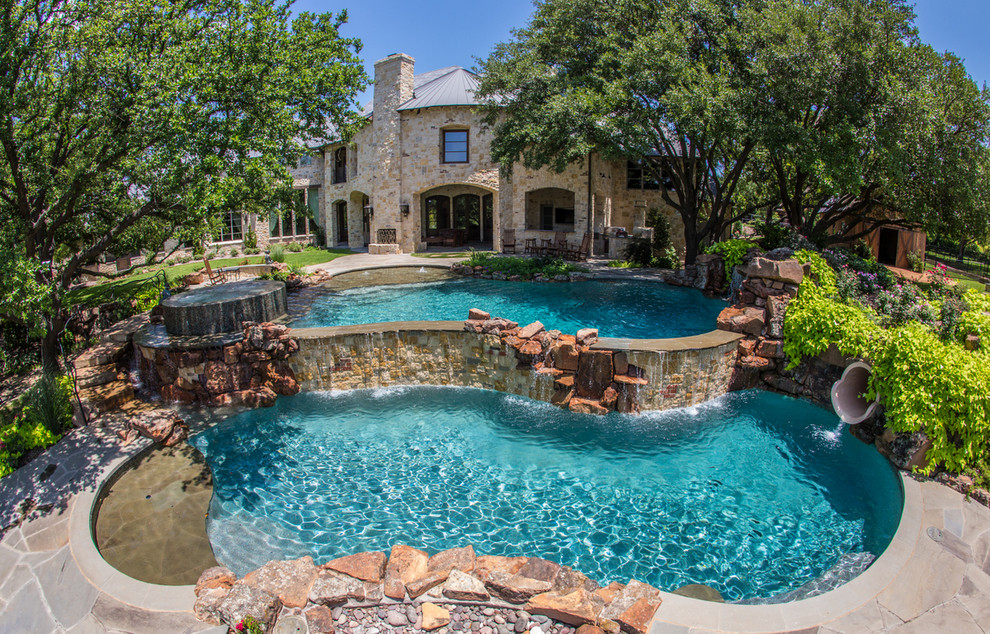 This is an example of a traditional custom-shaped pool in Phoenix.