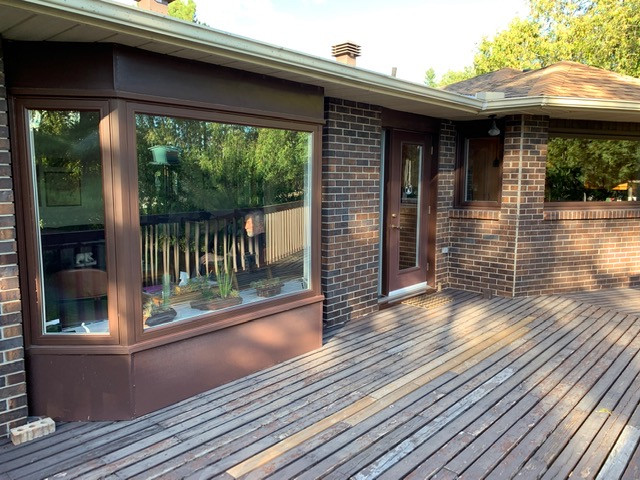 Azek Mahogany and Dark Hickory Walkout deck terrace