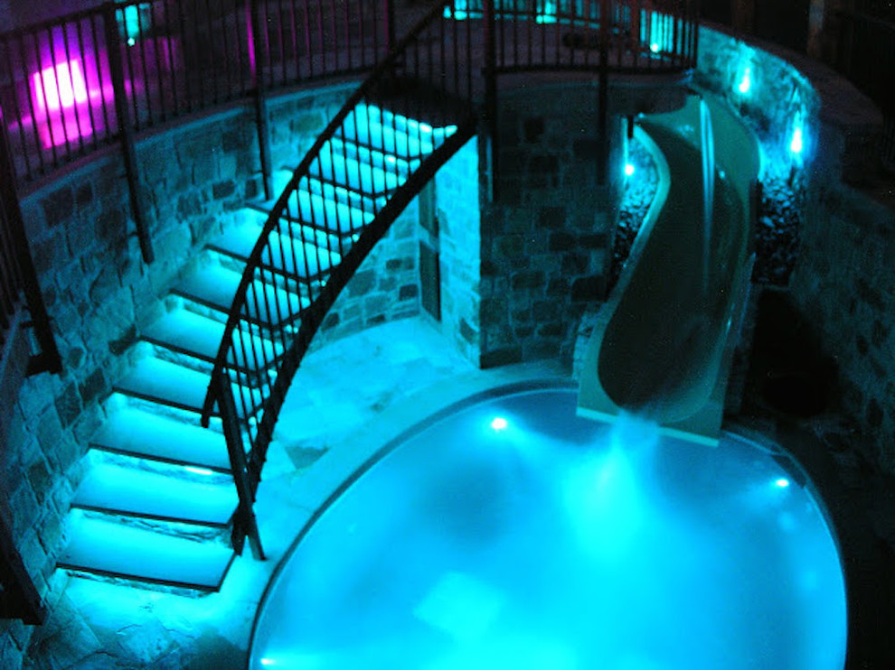 Inspiration for an infinity pool fountain remodel in Austin