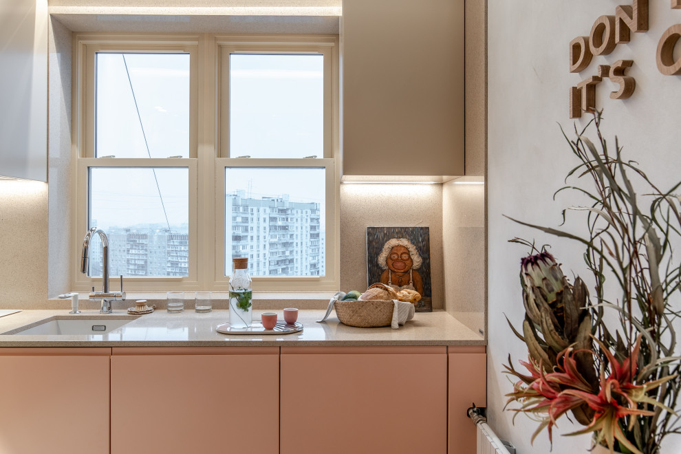 Тропическая кухня под цветком протеи