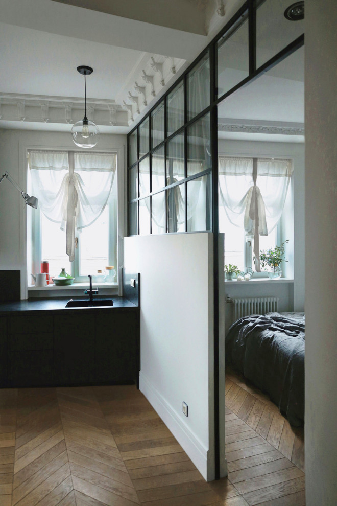 Вид от входа в сторону кухни