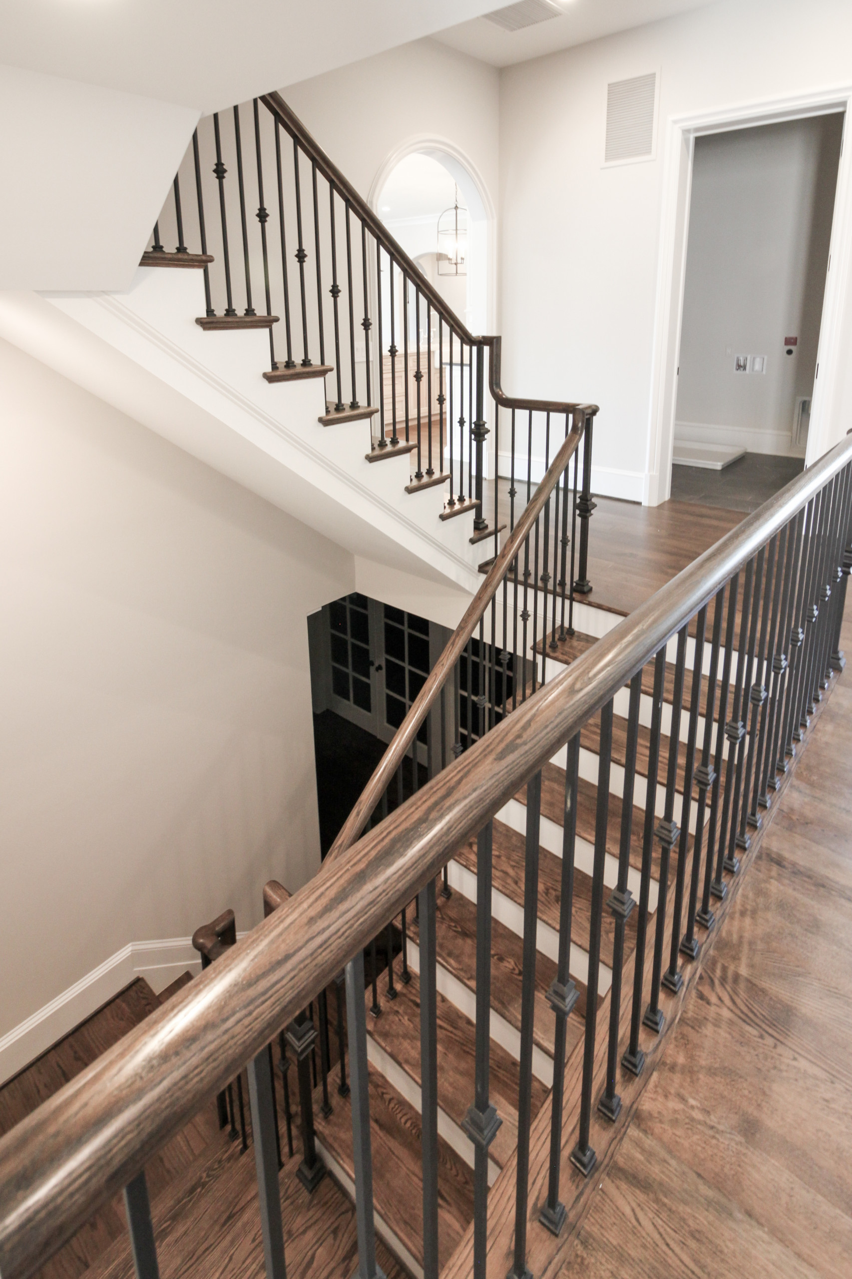 86_ Gorgeous Floating Curved Staircase, McLean VA 22066