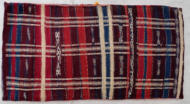 Handmade Vintage Moroccan Berber Kilim, Cushion, 1.4'x2.7', 43cmx83cm 1950s