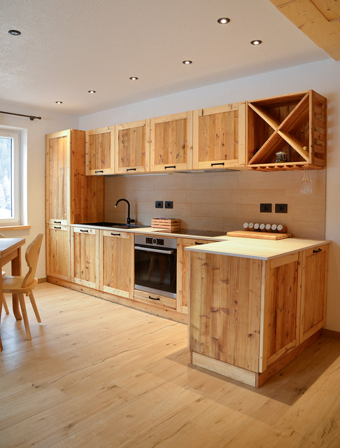 CASE DI MONTAGNA rustic-kitchen