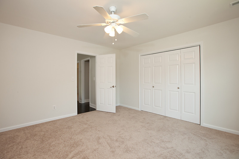 422 N Colony