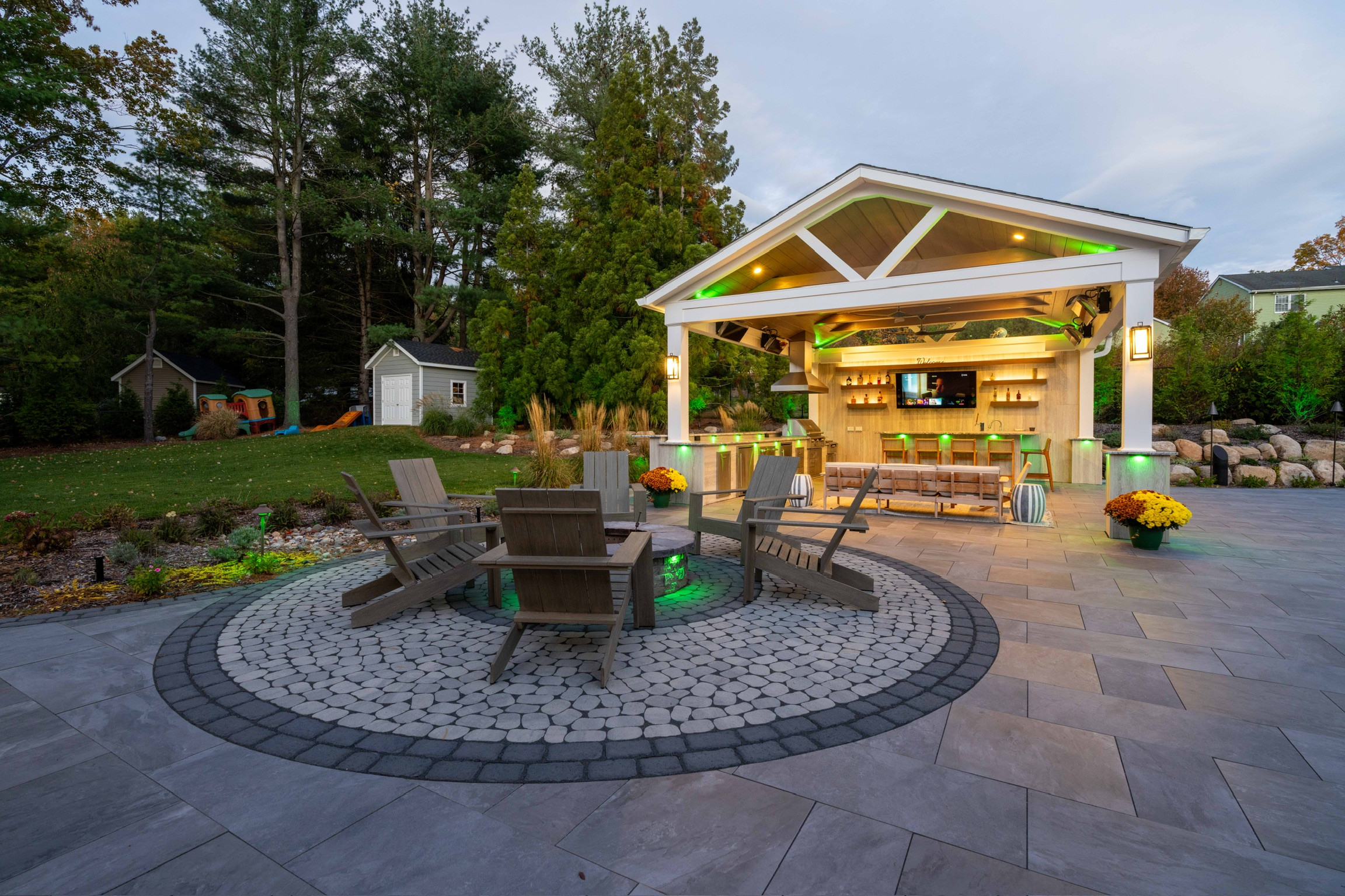 Porcelain Paradise with a Party Pavilian