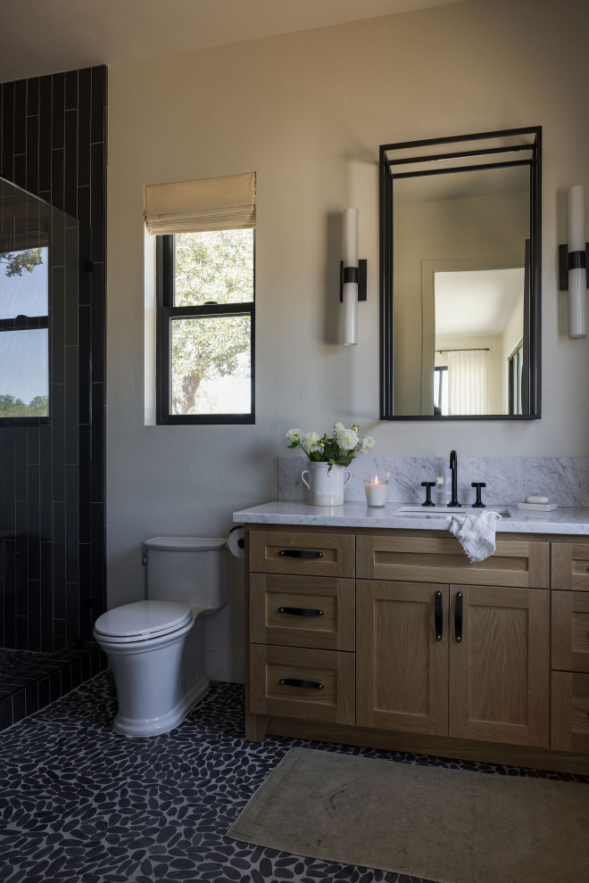 Rustic Farmhouse - Farmhouse - Bathroom - by Katrina Riley Interior ...